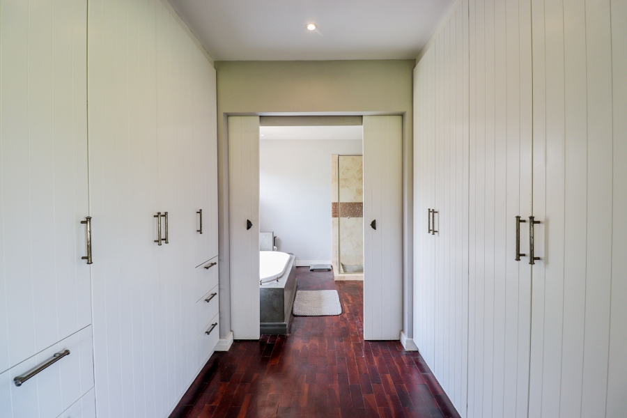 4 Bedroom Property for Sale in The Coves North West